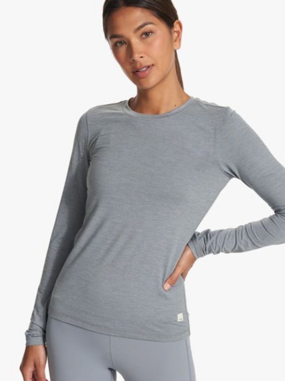 Vuori Lux crew neck long sleeve size M